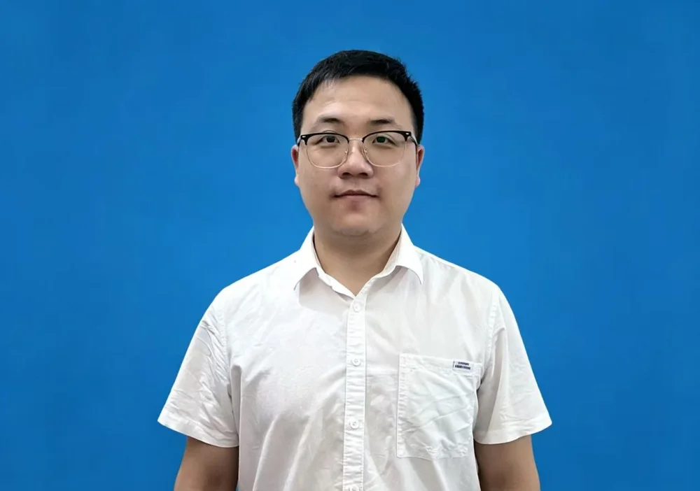 卢盛冬